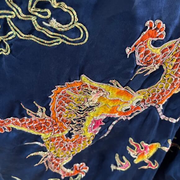 Vtg Chinese Dragon Embroidered 100% Silk Robe Sz S - Picture 5 of 13